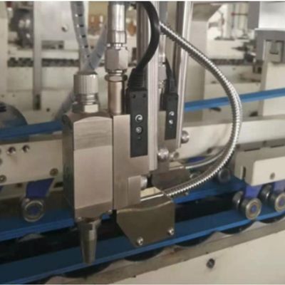 Anpassungsfähiges Hochgeschwindigkeits-Vier-Geschütz-Automatisches Kaltklebsystem für Papierformmaschine