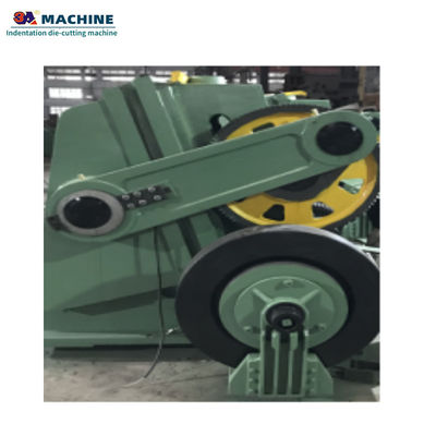 13500 kg Einschnittsmaschine 1800 Spannung 380V für präzise Druckschnitte