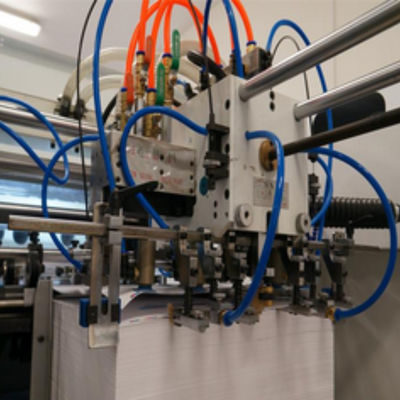 PLC-Kernkomponenten Vollautomatische Kreuz- und Druckschneidemaschine mit Strippen