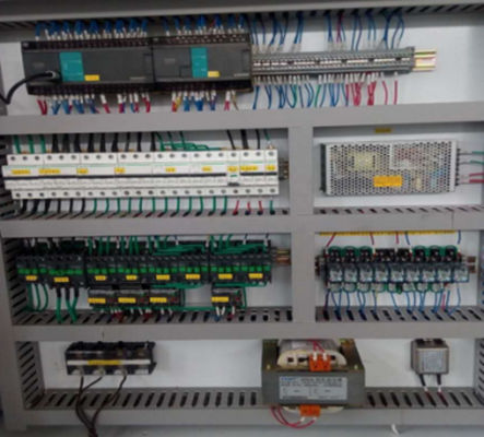 PLC-Kernkomponenten Vollautomatische Kreuz- und Druckschneidemaschine mit Strippen